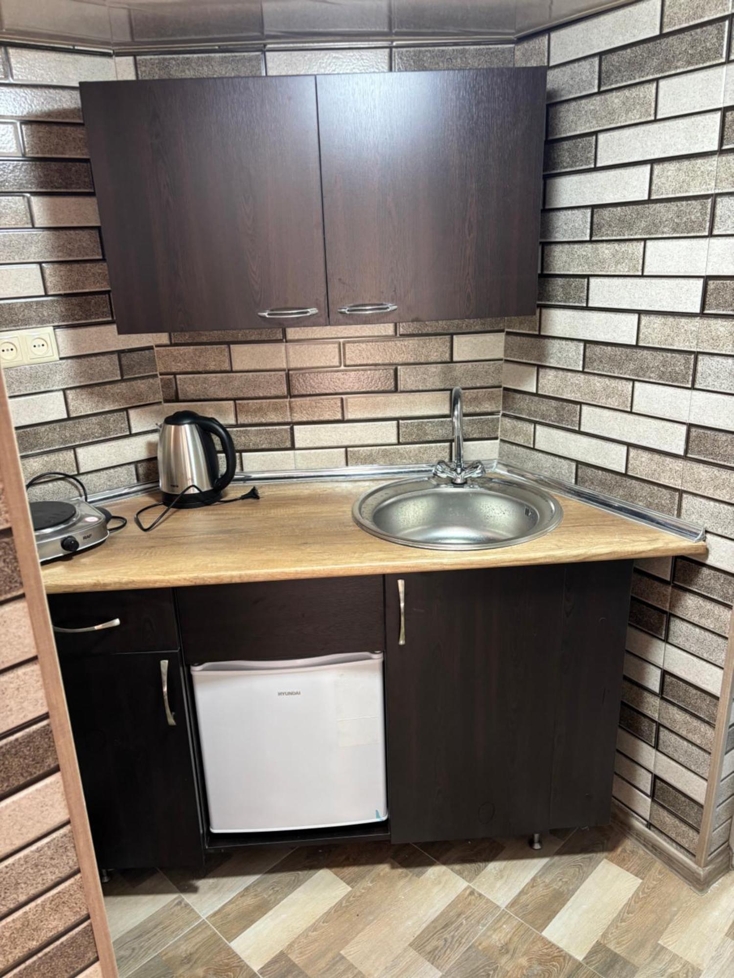 Downtown Guest House Кутаиси Екстериор снимка